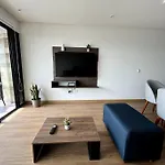 Luxury Apartment With Sky & Ocean View
